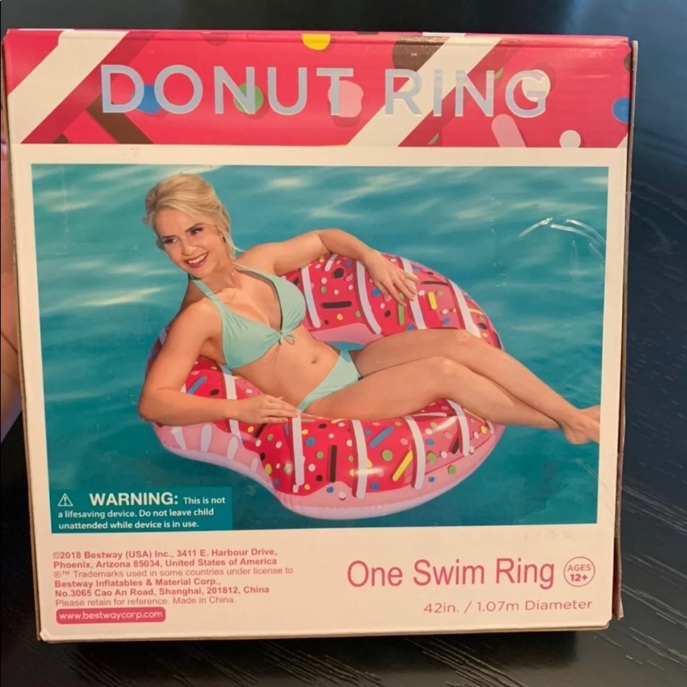 Donut water ring pool float NEW